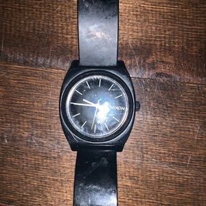 Nixon watch